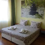 Ξενοδοχείο Aquamarine 3*