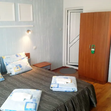 Aquamarine Хотел 3*