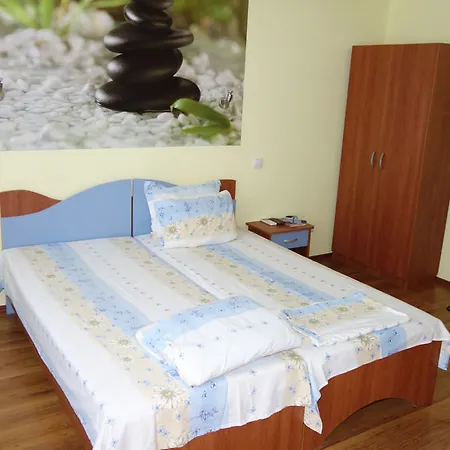 Хотел Aquamarine 3*
