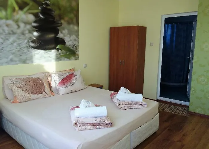 ホテル Aquamarine ソゾポル